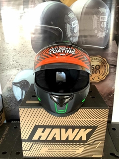 CASCO HAWK RS1 ALPHA NEGRO/VERDE + GUANTES DE REGALO en internet