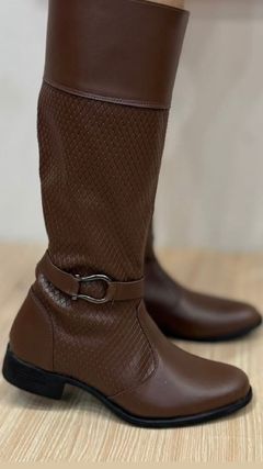 Bota montaria marrom