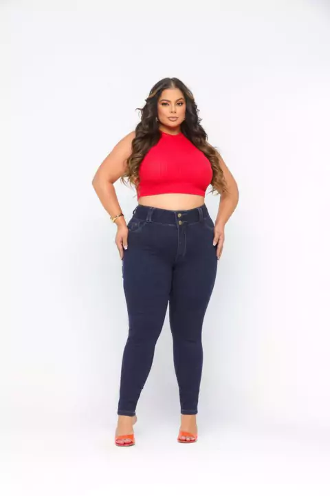 Calça Plus Size Escura