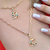 Inicial Cravejada Colors na Cartier 3mm