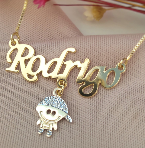 Colar Nome Simples com acessório pendurado