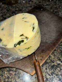 Parmesão com Manjericão - NOVIDADE