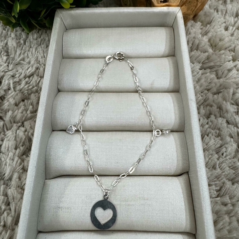 Pulseira coração na placa e zircônia