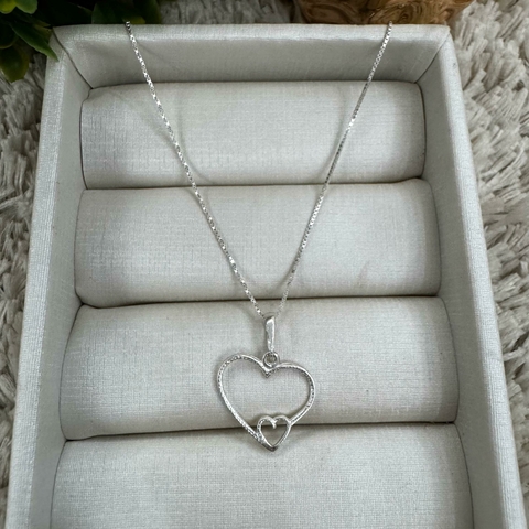 Colar dois corações