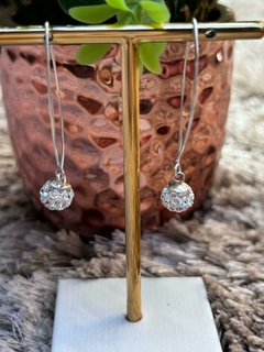 Brincos de Argola com zircônias Brilhantes - comprar online