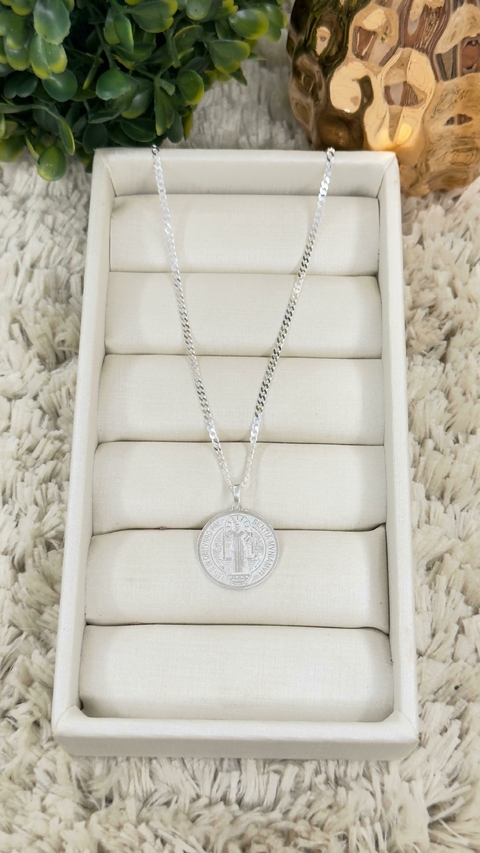 Corrente Masculina com medalha de São Bento