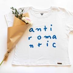 REMERA ANTI ROMANTIC - comprar online