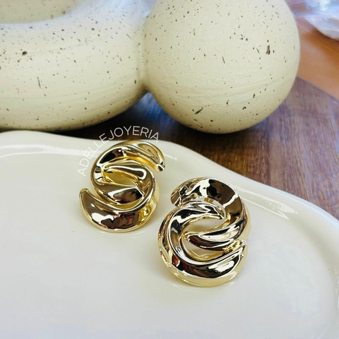 ARETES CHUKY6