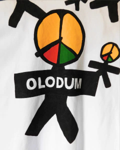 Camiseta Branca Olodum na internet