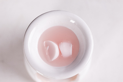 WAX MELT “IM JUST GIRL IN THE WORLD” na internet