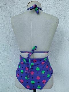 Conjunto Cosmic na internet