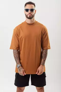 003 CAMISETA OVERSIZED GOLA PADRE LONGUINNI