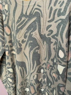 Imagen de Sweater importado con brillos