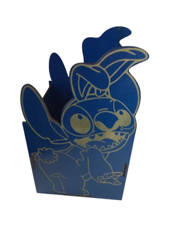 Porta ovo de Páscoa em MDF laqueado com design do personagem Stitch, em cor azul.