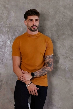 Camiseta Gola FIJI Mostarda