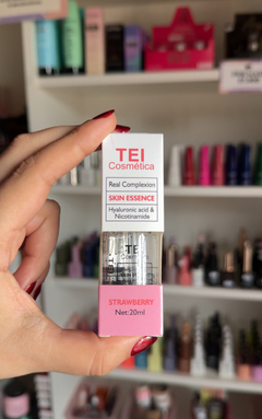 Serum facial con ácido hialurónico