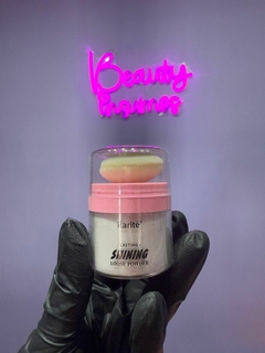 Iluminador shining Karite