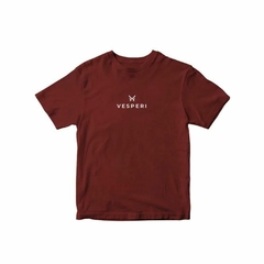 Remera Bordo Essentialis