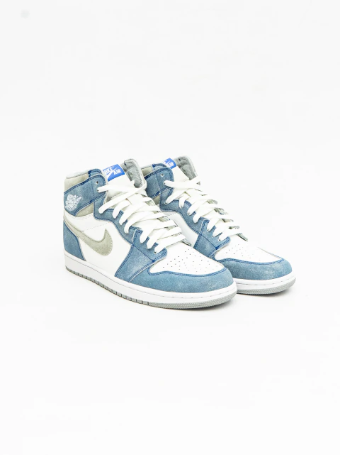 Jordan 1 "Hyper Royale"