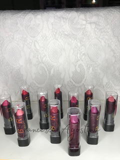 Labial en barra perlados