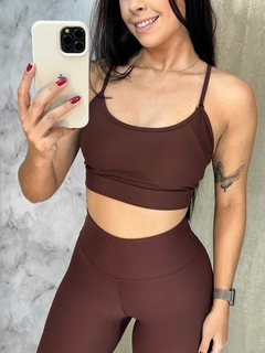 Conjunto Marrom - comprar online