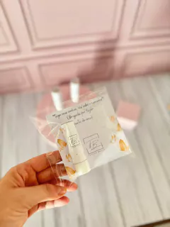 MANTEIGA DE CACAU PERSONALIZADA COM CARD