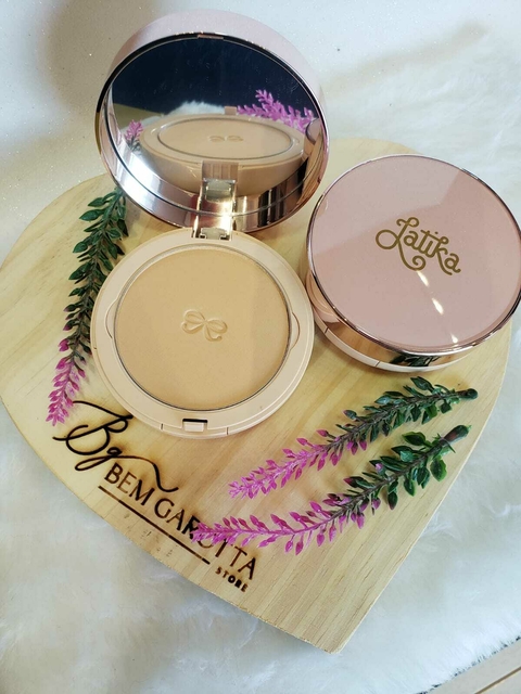 KIT ESTOJO + REFIL POWDER SPF 27 PÓ COMPACTO COR CLARO - LATIKA - comprar online