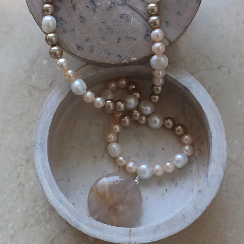 Cola em Pérolas Encanto.