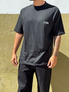 REMERA OVERSIZE BS23