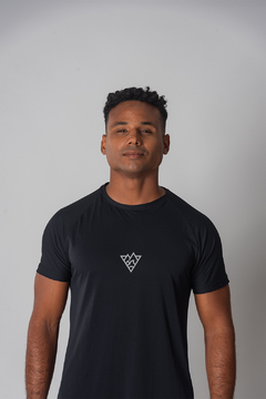 Camiseta Masculina Manga Curta Biodegradável DRY/BIO - Céu Vazio
