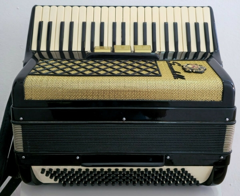 Acordeon Scandalli 120 baixos Série Ouro - comprar online