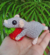 Rato Segurando Morango - comprar online