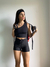 Cropped Um Ombro Só - Preto na internet