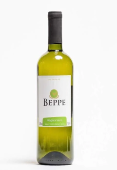 Vinho Niagara Seco Beppe