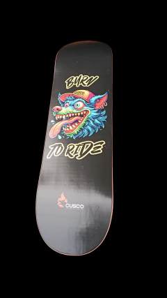 Shape Cusco Skateboarding Hell Dog V– Hard Maple Canadense - comprar online