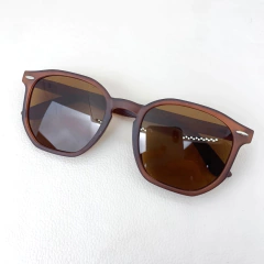 Óculos de Sol Eloá - Marrom - comprar online