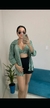 Camisa com cropped na internet