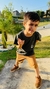 T-Shirt com Estampa Guitarra e Asas Infantil Chumbo na internet