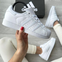 Adidas Súper Star Clásicos en internet