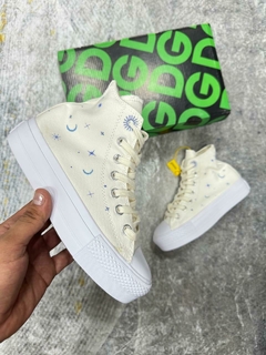 Imagen de Converse plataforma figuras y colores