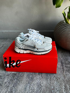Nike Vomero 5