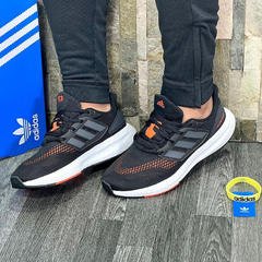Adidas Ultraboost en internet
