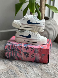 Nike Court Legacy