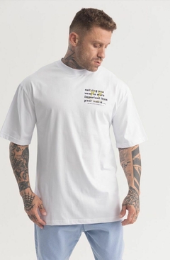 CAMISETA OVERSIZED PELETIZADA YED EXCLUSIVE