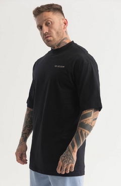 CAMISETA OVERSIZED BASICA YED EXCLUSIVE - comprar online