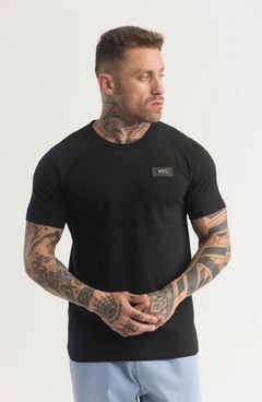 CAMISETA BASIC PLACA METAL YED EXCLUSIVE - comprar online