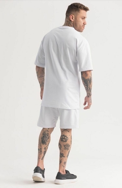CAMISETA OVERSIZED MOLETINHO YED EXCLUSIVE - C&M Store Multimarcas