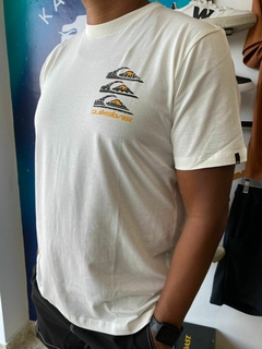 CAMISETA M/C VERTICAL LOGOS QUIKSILVER na internet