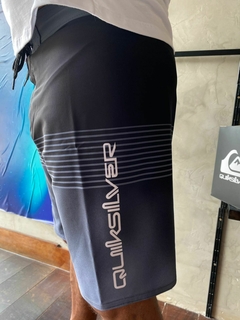 BOARDSHORT EVERYDAY SLAB OMNI 20 QUIKSILVER - comprar online