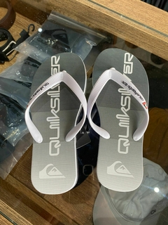 CHINELO MOLOKAI MASSIVE QUIKSILVER - comprar online